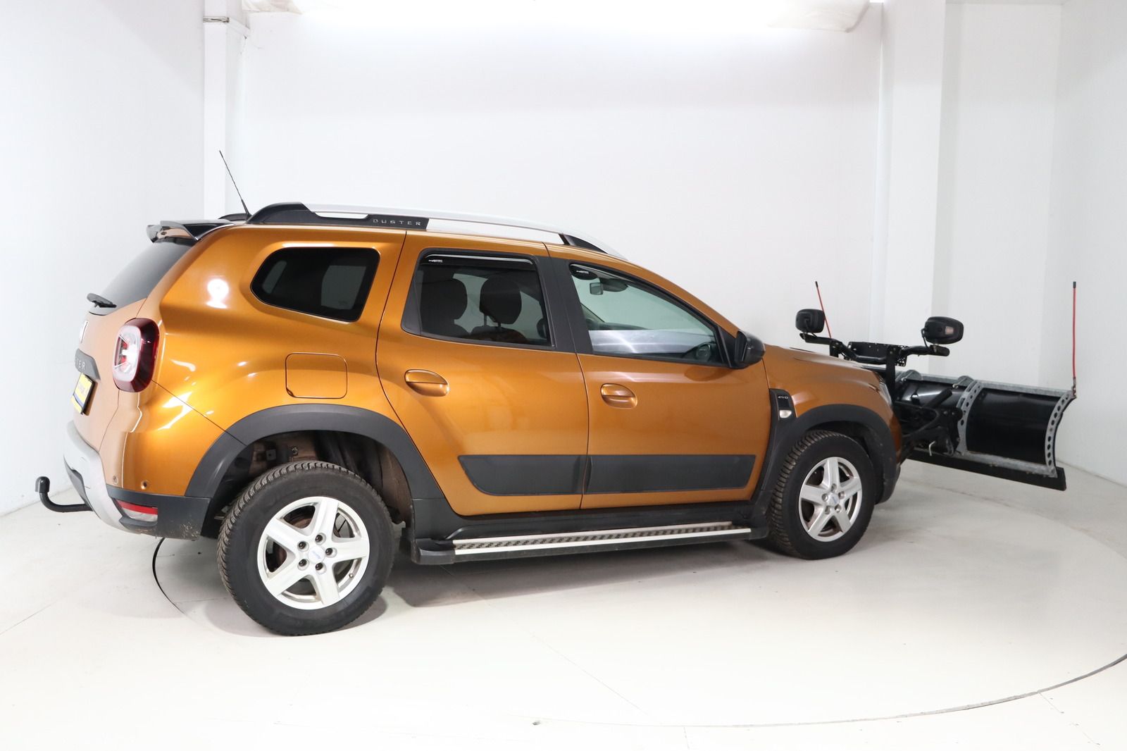 Fahrzeugabbildung Dacia Duster Prestige WINTERDIENST 4x4 * RFK * AHK