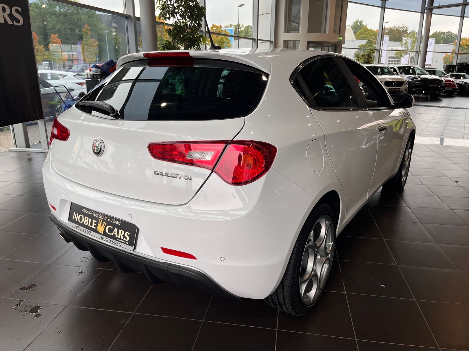 Fahrzeugabbildung Alfa Romeo Giulietta Super SHZ XENON NAVI ALU