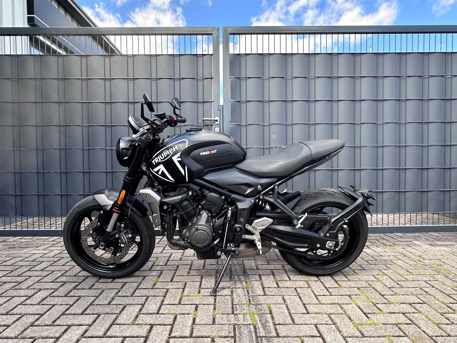 Fahrzeugabbildung Triumph Trident 660