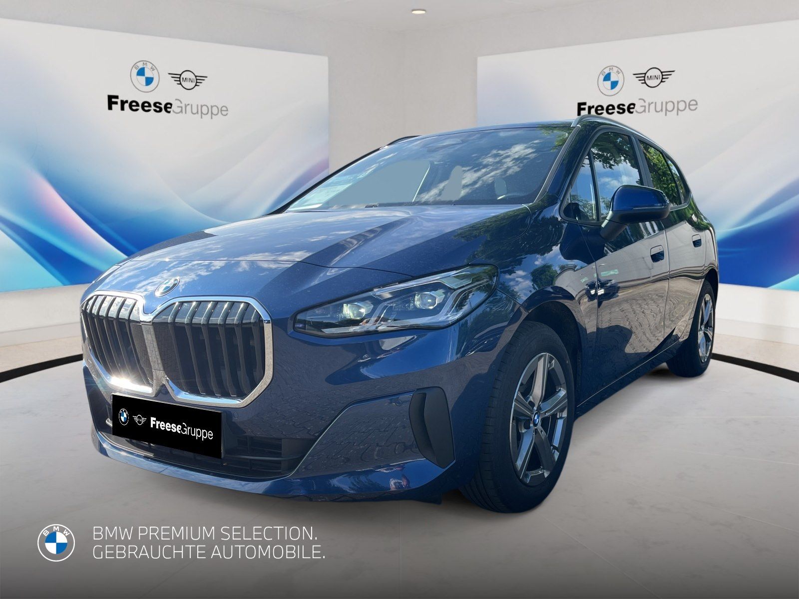 BMW 220i Active Tourer AHK PANO RFK HIFI LED SHZ DAB