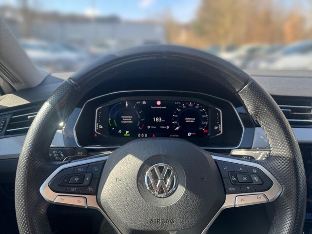 Passat Variant GTE 1.4 TSI DSG LED Navi Climatro