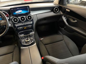 Mercedes-Benz C 300 T-Modell (Hybrid)  AVANTGARDE *ACC*LED*NAV