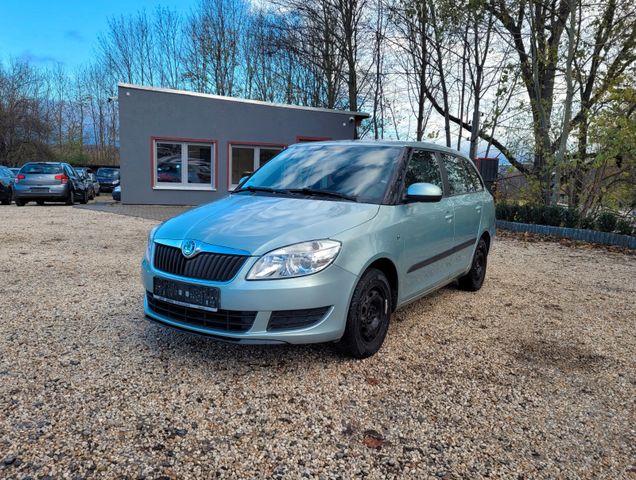 Skoda Fabia Combi Ambiente*Euro 5*Klima*AHK*SR+WR*TÜV*