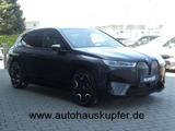 BMW iX xDrive50 Sportpak.AHK°LASER°PANO°Bel.Massages - BMW Elektroautos