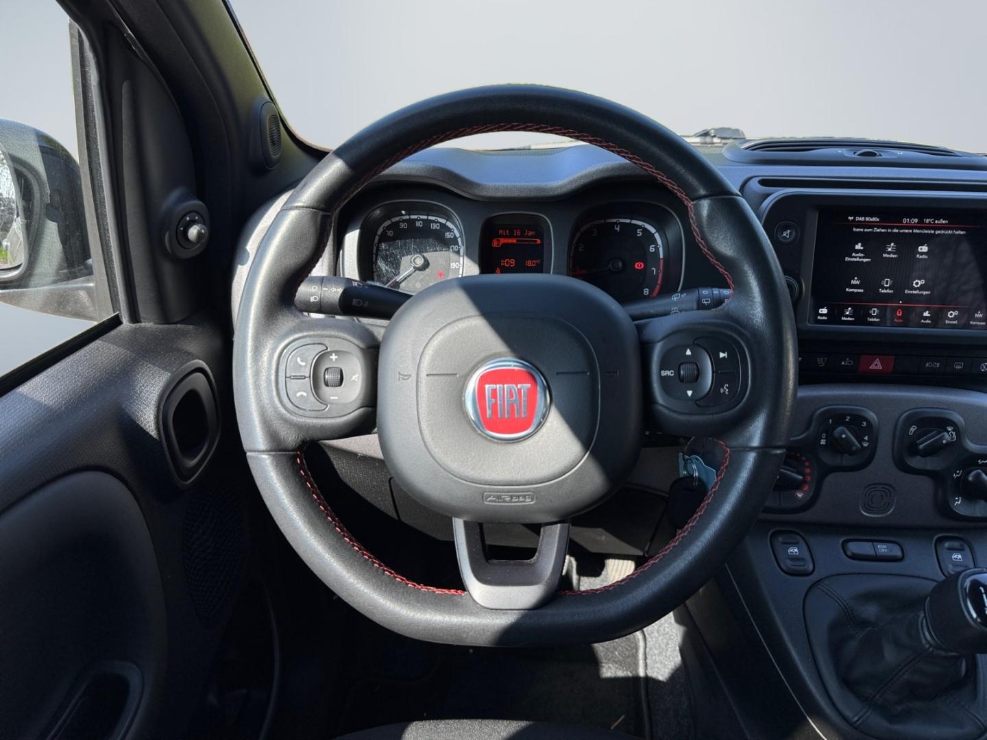 Fiat Panda Sport 1,0 GSE Klima Sportpaket DAB PDC Ber