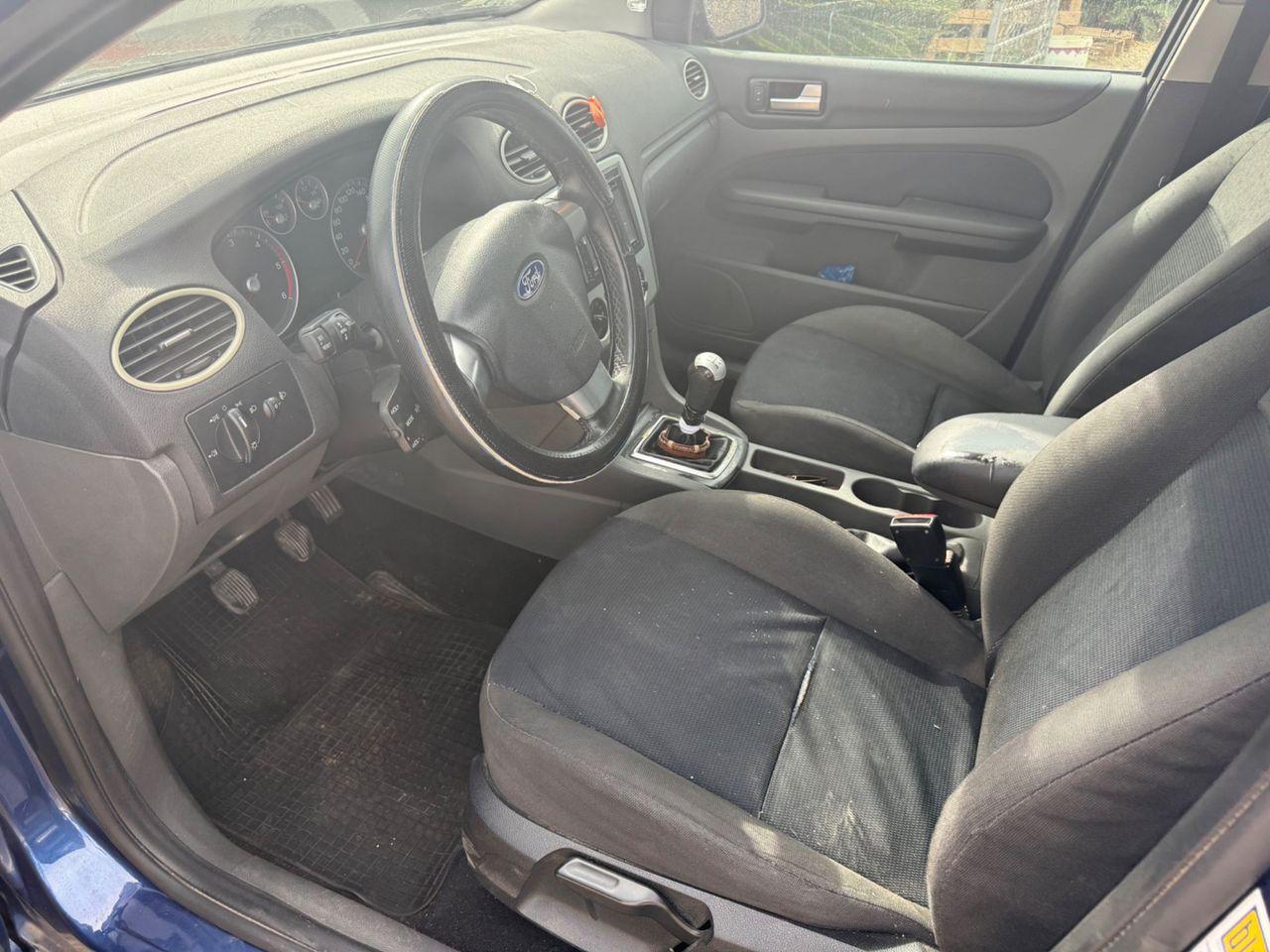 Ford Focus 2008 — photo 13