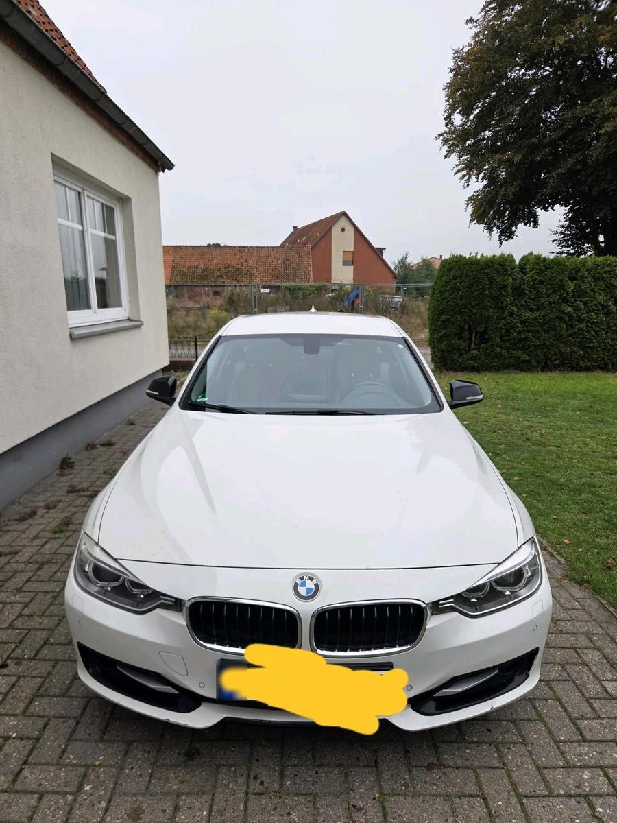 BMW 320 2013 — engine 184 HP (135kW)