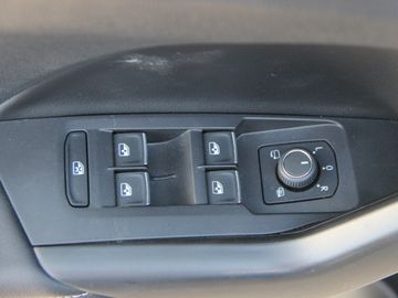 Volkswagen T-Cross 1.5 TSI DSG R line Tiptronic  LED NAVI