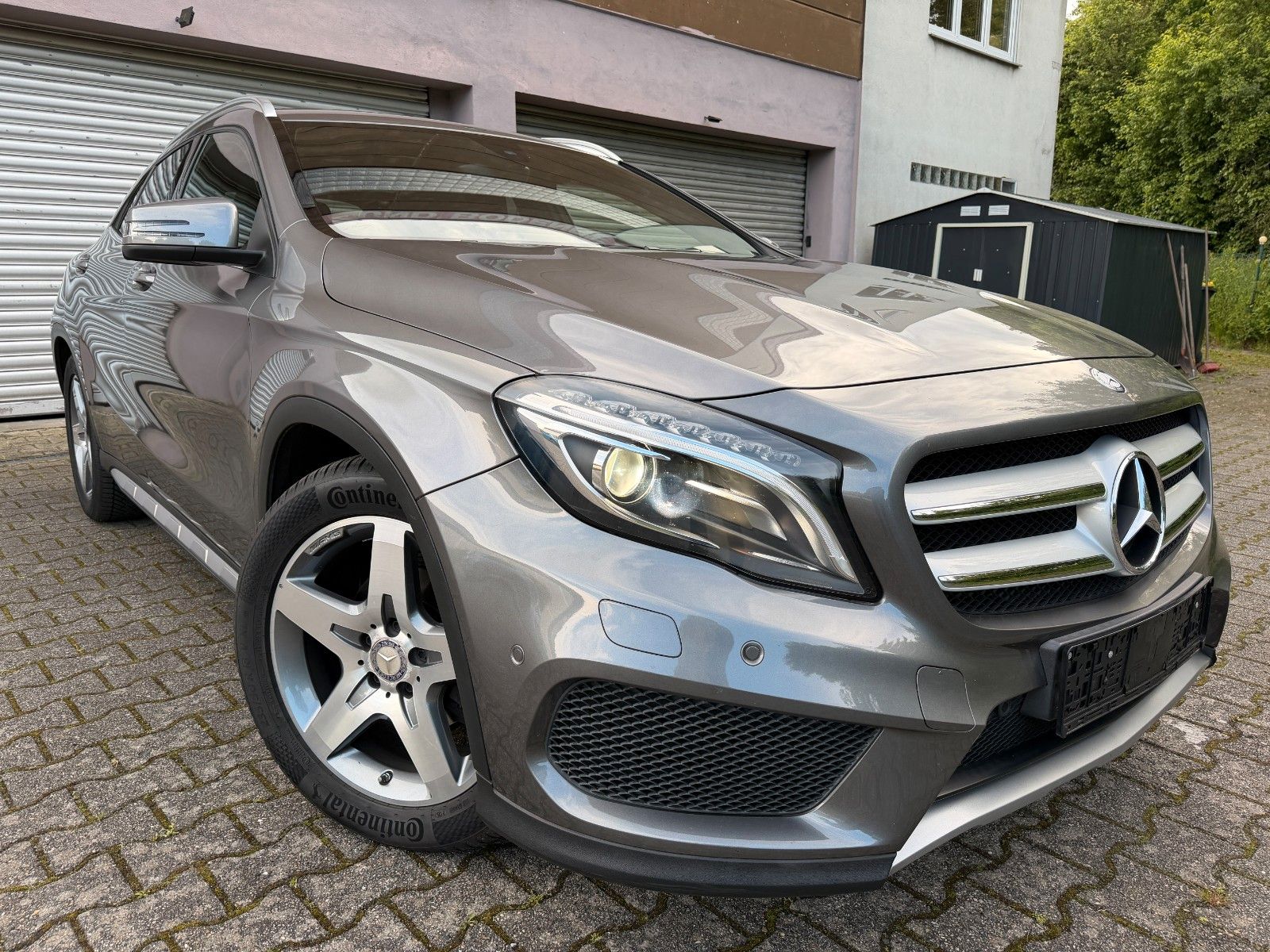 MERCEDES-BENZ GLA 200-NUR 93 TKM-AMG-AHK-Kamera