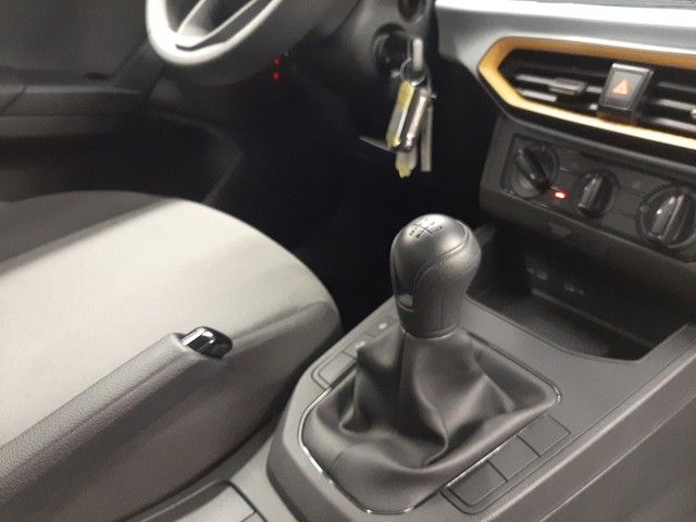 Fahrzeugabbildung Seat Ibiza Hola 1.0MPI LED MFL PDC Klima DAB+ 0,99%