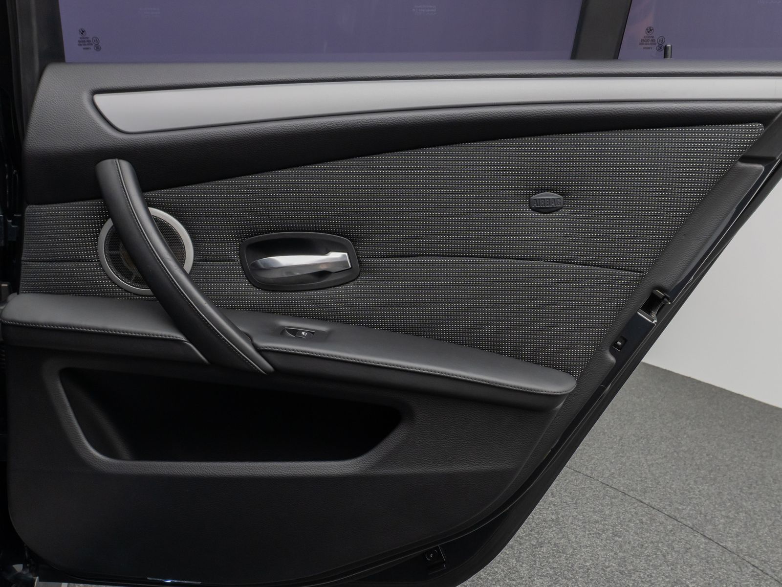 Fahrzeugabbildung BMW 530i Edition M Sport HUD SoftCl Xenon Komfort