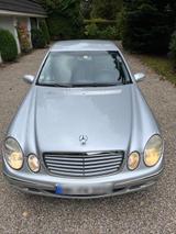 Mercedes-Benz Mercedes Benz E 280 - Mercedes-Benz E 280 in Hamburg
