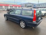Volvo V70 T5 - Volvo V70 mit Benzin-Antrieb: Leder, Kombi, Automatik