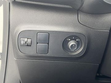 Bild 12 Citroën C3 1.2 PureTech 110 Shine - Navi - DAB - Automat