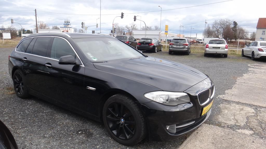 BMW 523