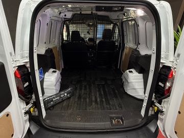 Ford Transit - 11