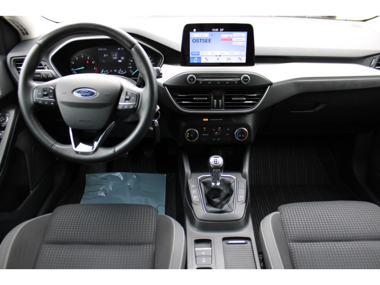 FORD Focus Turnier Cool&Connect 1.0 EcoBoost Navi AHK - Image 12