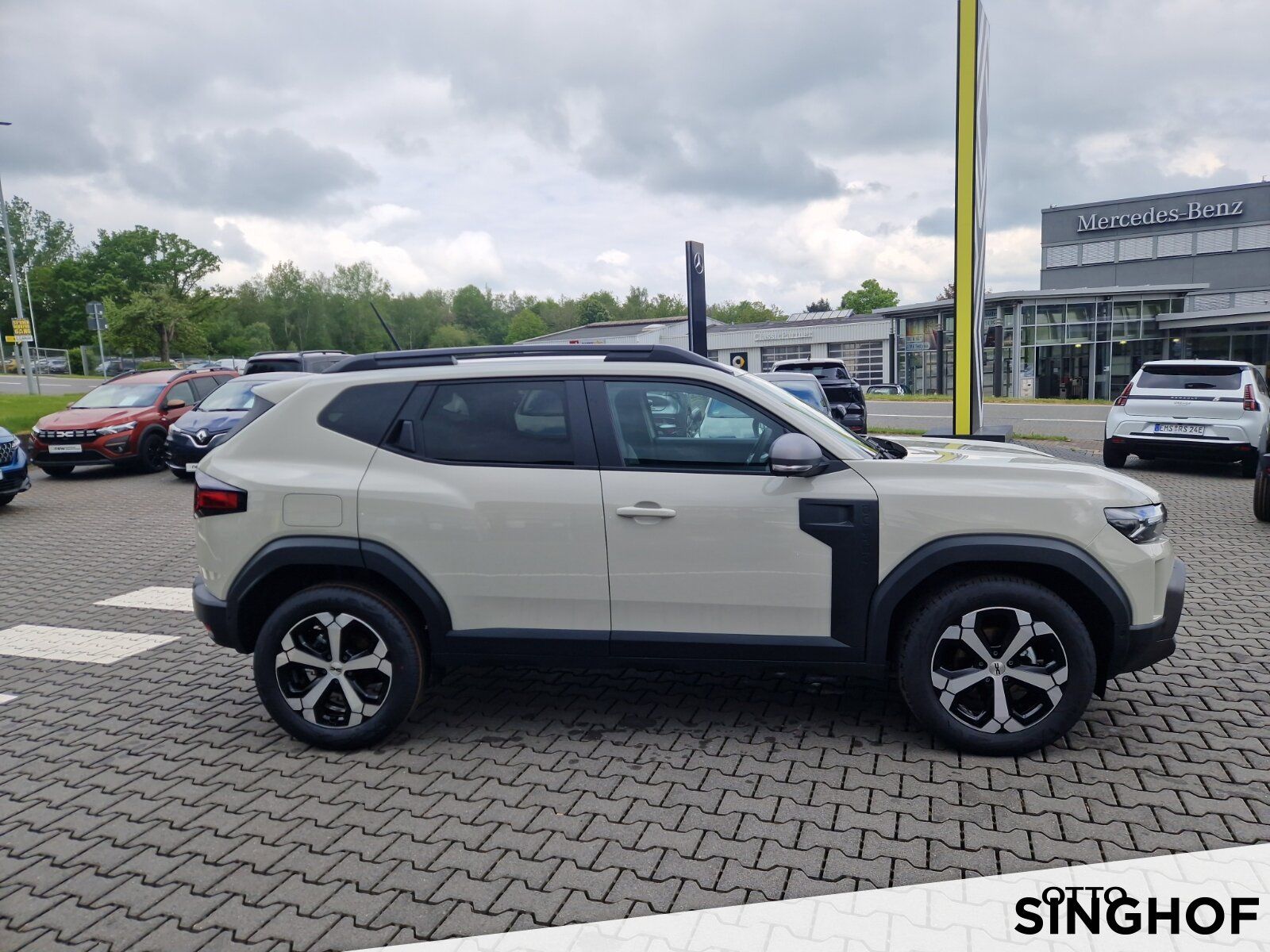 Fahrzeugabbildung Dacia New Duster Journey mild hybrid 140