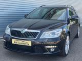 Skoda Octavia Combi RS DSG NAVI - Skoda Octavia aus 2011: RS Combi