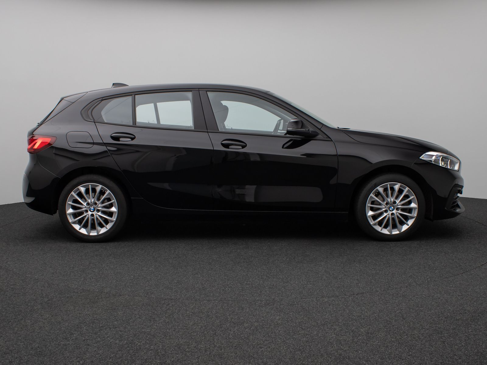 Fahrzeugabbildung BMW 116i CockPitPro DAB PDC LED Geschwindigkeitsreg