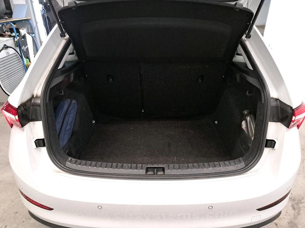 Fahrzeugabbildung SKODA Scala Ambition DAB GRA Navi LED PDC Lane-Assist