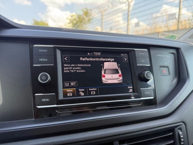 Polo VI Basis 1.0 DAB PDCv+h Bluetooth