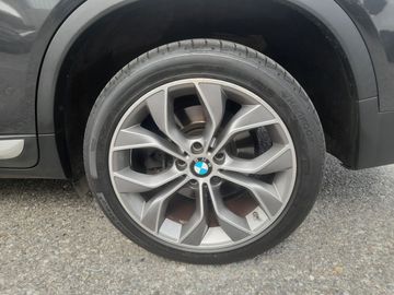 BMW X4 - 11