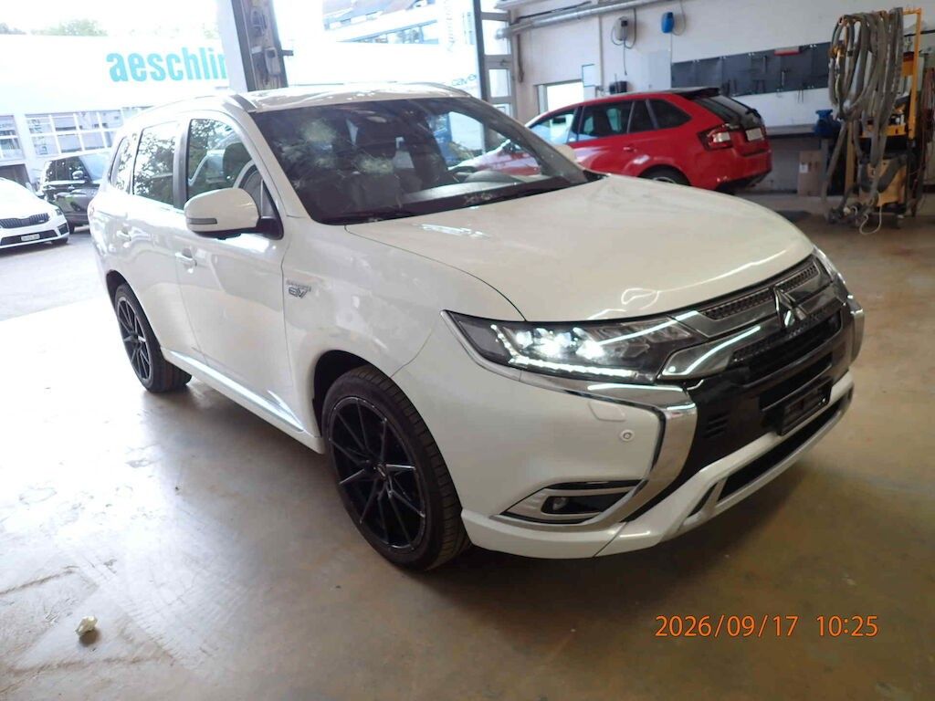 Image of Mitsubishi Outlander