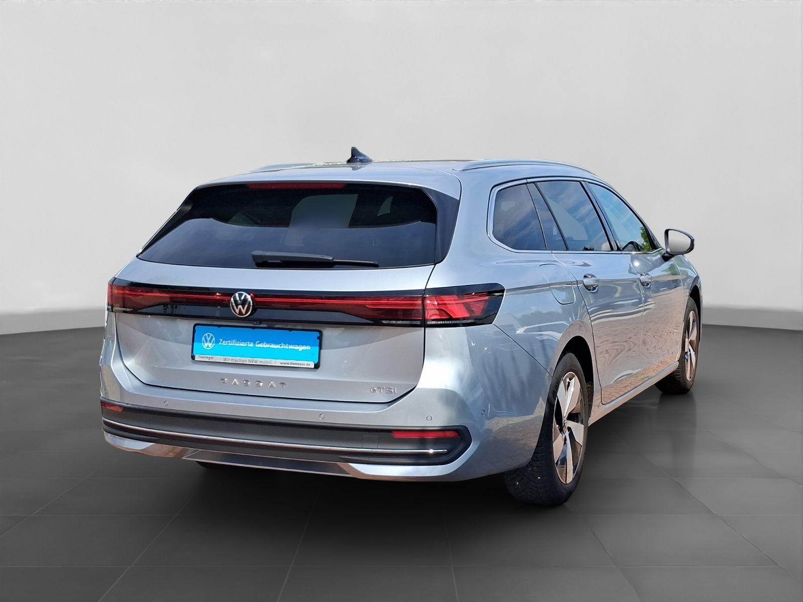 Volkswagen Passat Variant 1.5 eTSI DSG BUSINESS LED NAVI AH foto 3