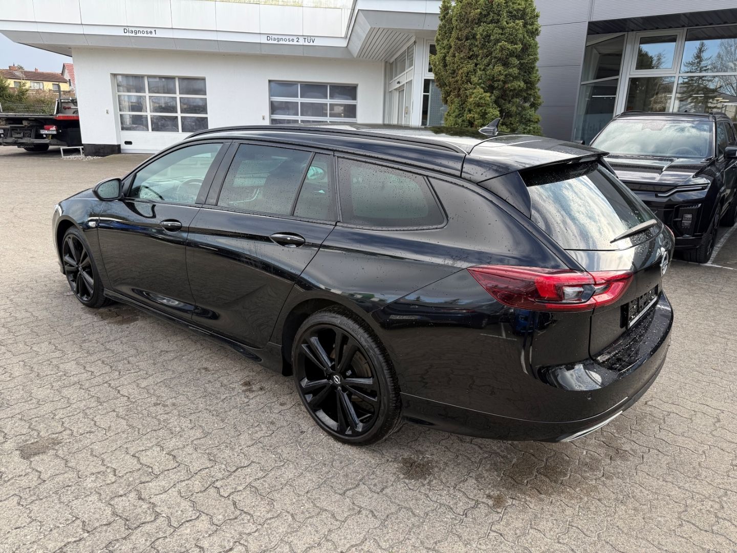 Fahrzeugabbildung Opel Insignia B Sports Tourer Ultimate mit AHK