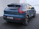 Volvo XC40 B3 (Benzin) Ultra Dark 2WD Automatik Navi - Volvo XC40 mit Panoramadach