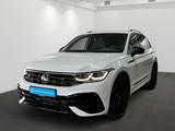Volkswagen Tiguan 2.0TSI RLine Matrix LED Navi DCC Rear Vie - Volkswagen Tiguan: Rline