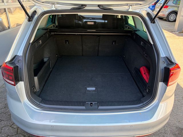 Fahrzeugabbildung Volkswagen Passat Var. GTE Hybrid+Aut.+Navi+1.Hand+CarPlay