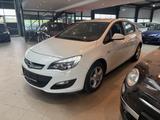 Opel Astra J Lim. 5-trg. Fun  1-Hand *56.000km* - Opel Astra F mit Benzin-Antrieb