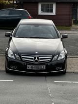 Mercedes-Benz E 250 E Coupe E 250 CGI Premium Garantie - Mercedes-Benz E 250: Coupe, Cgi