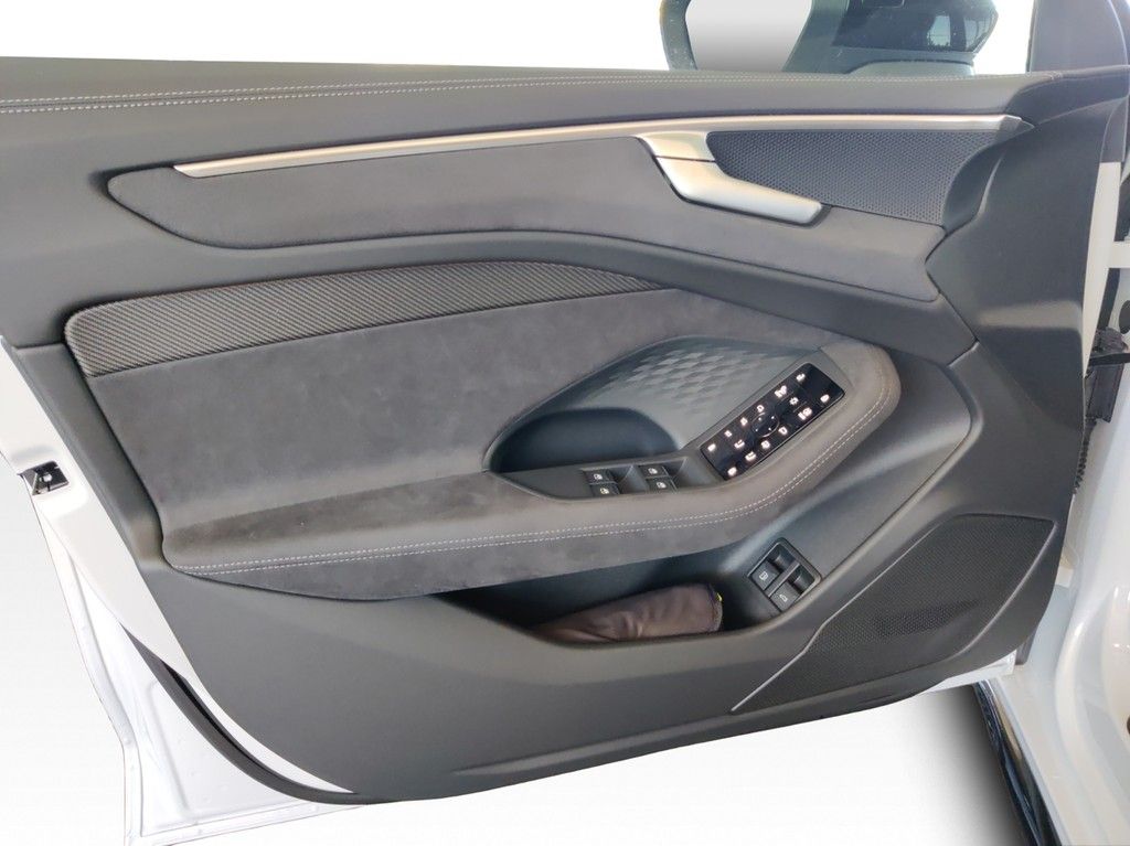 Audi A6 - Bild 12