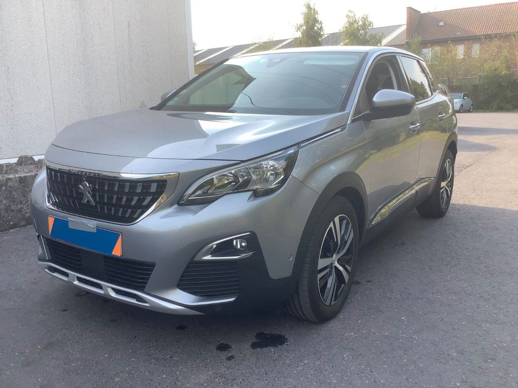 Image of Peugeot e-3008