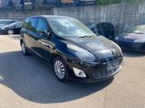 Renault Grand Scenic - Renault Grand Scenic aus 2011
