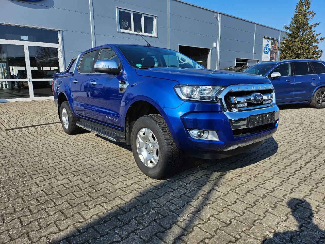 Fahrzeugabbildung Ford Limited Doppelkabine 4x4 Kommissionsg.