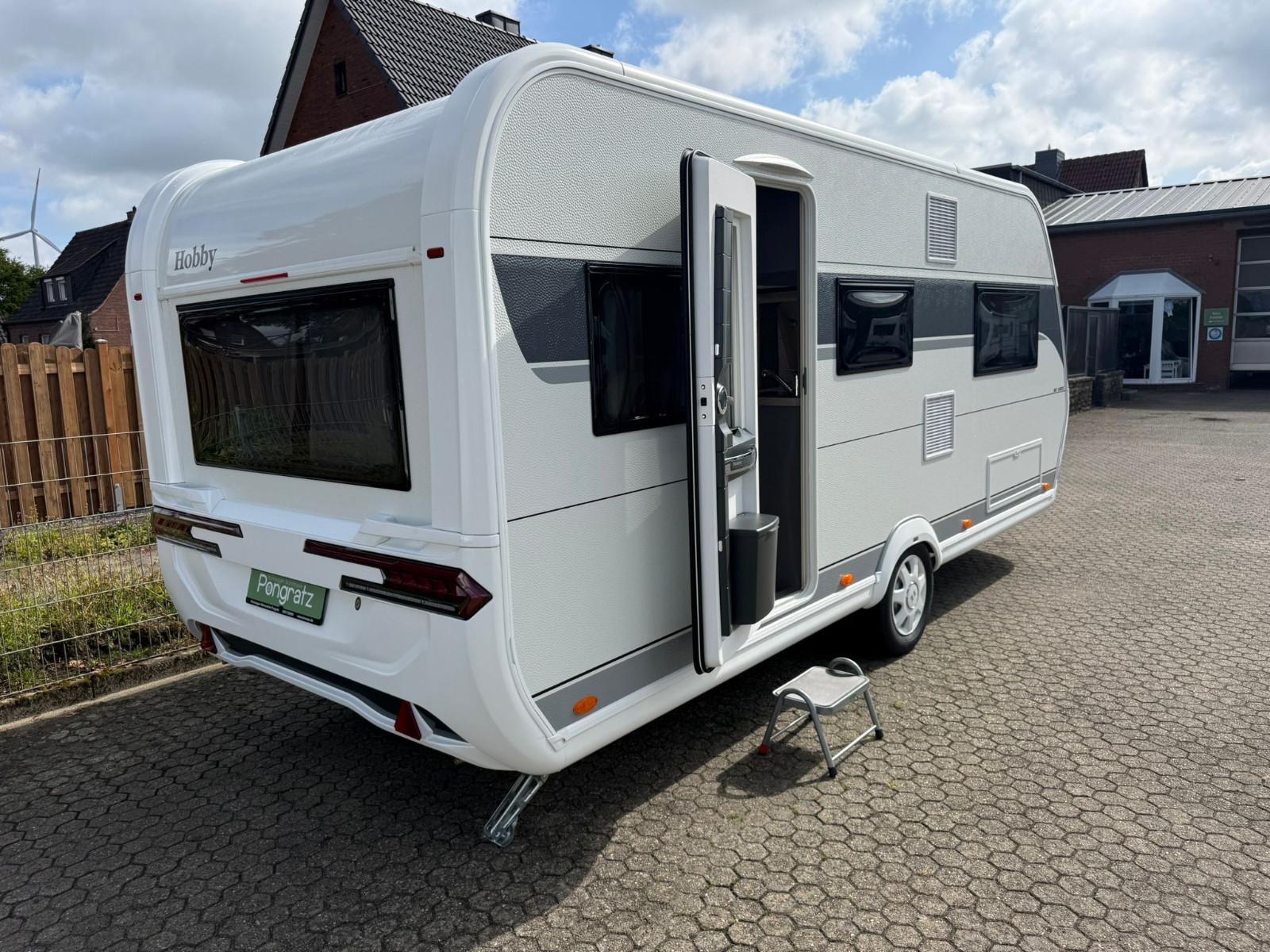 Hobby 495 UL De Luxe 2026  ***1800Kg/Bettauszug/TFT***