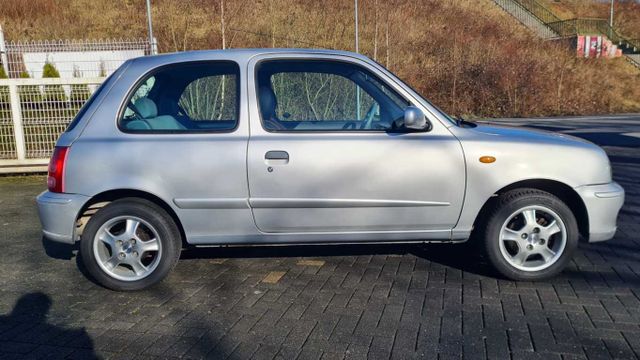 Nissan Micra 1.4 Fresh / 1. Hand / alles NEU /Klima/EFH