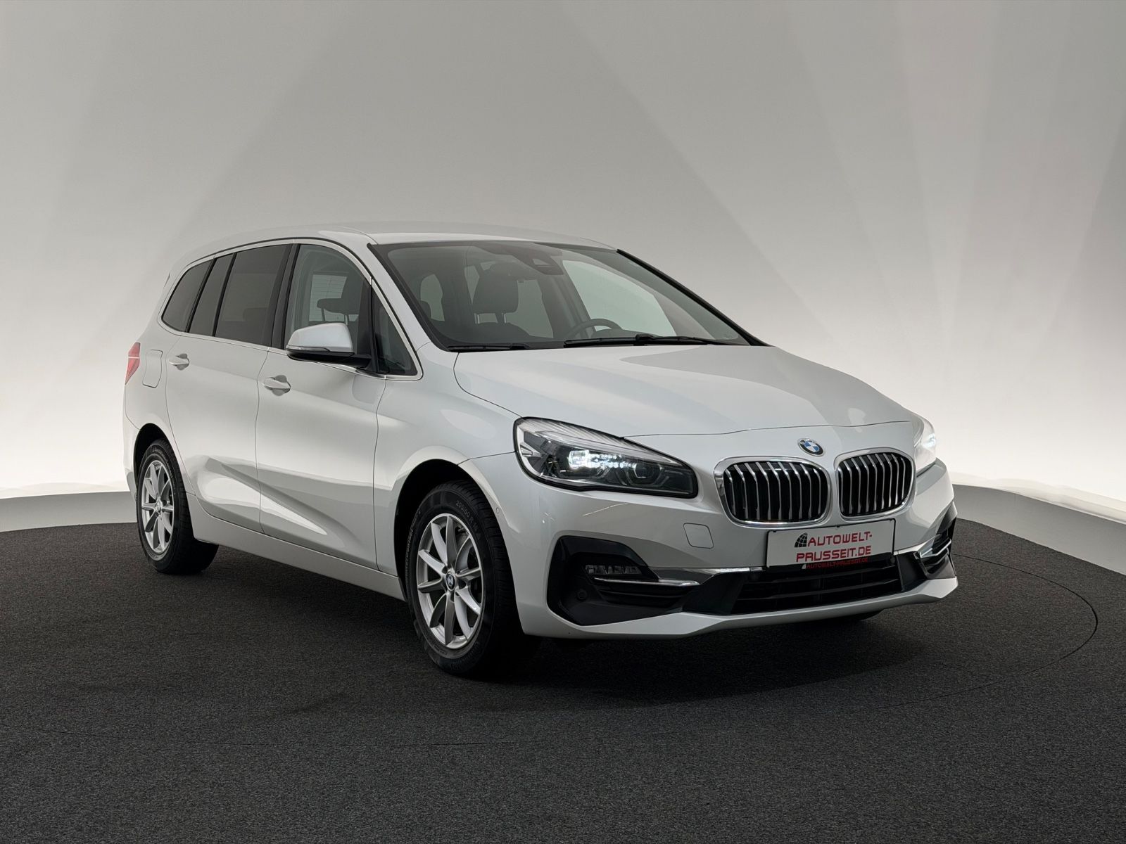 BMW BMW 218i GranTourer*LUXURY LINE*LED-PDC-HiFi-NEBEL
