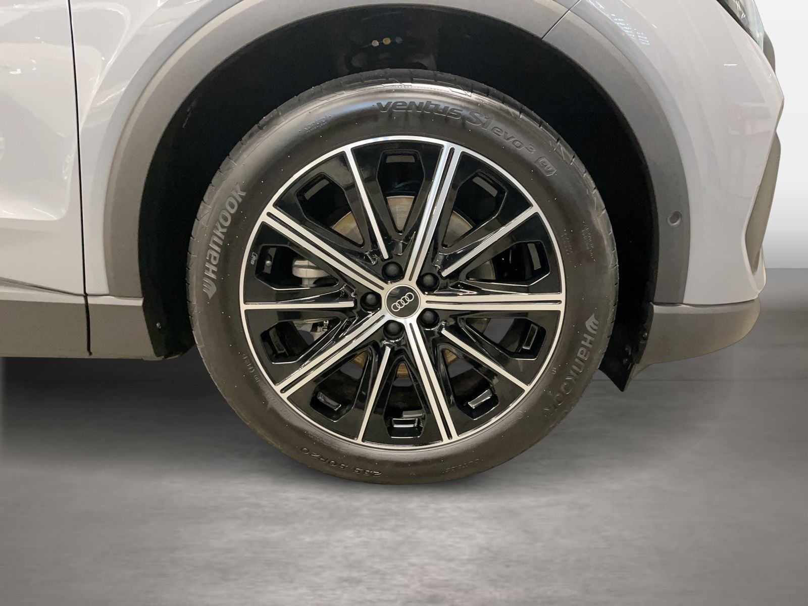 Audi Q4 e-tron - Bild 4