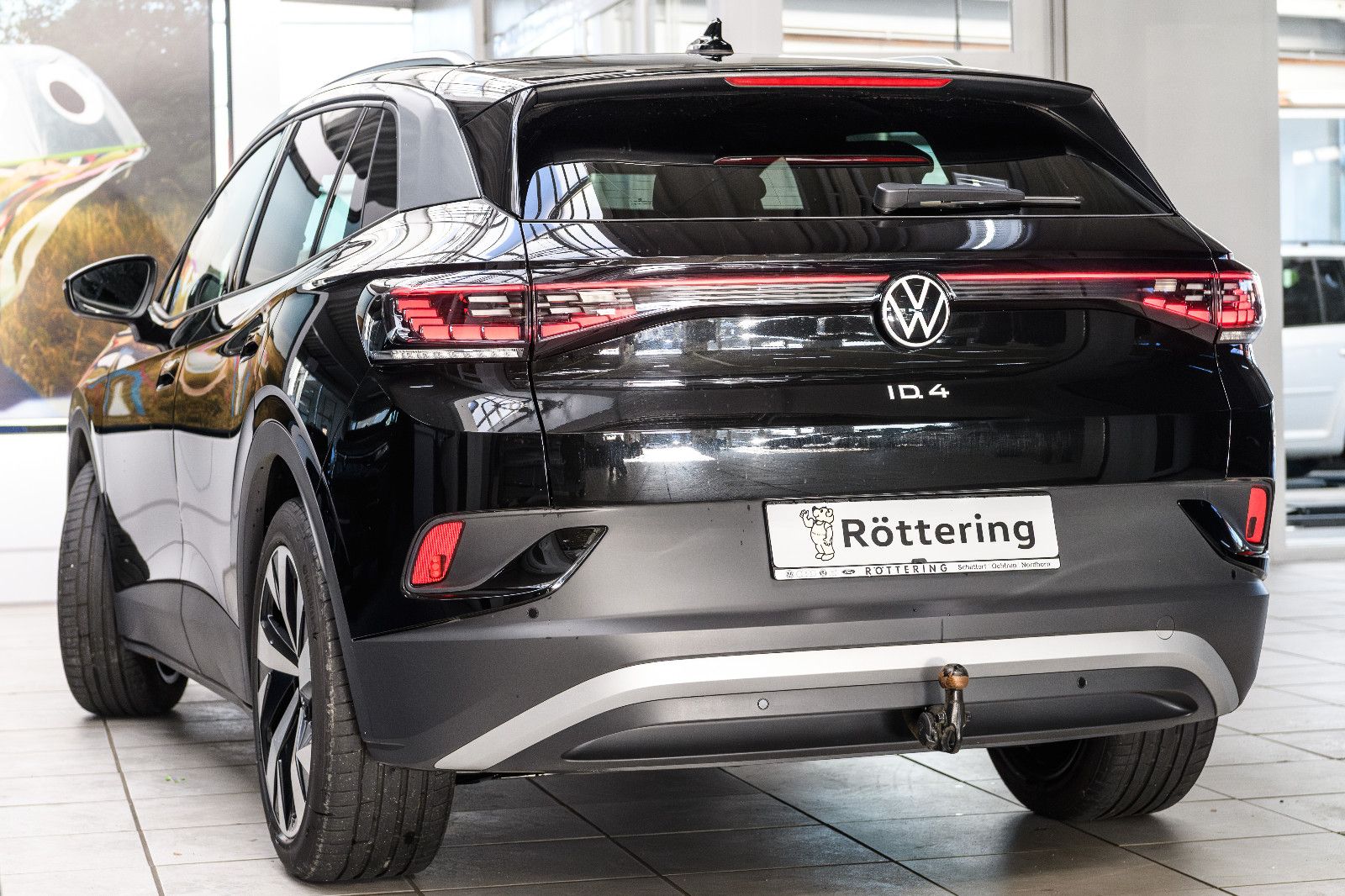 Fahrzeugabbildung Volkswagen ID.4 Pro IQ-LED+AHK+NAV+HUD+WÄRMEPUMPE+H&K+ACC