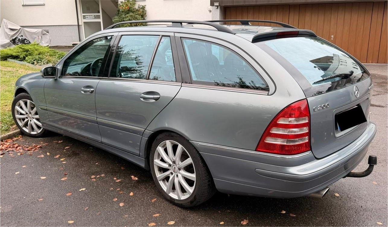 Mercedes-Benz C200 2005 — photo 6