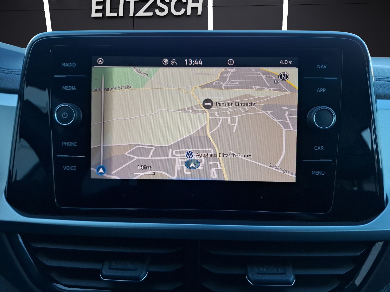 Fahrzeugabbildung Volkswagen T-Roc TSI Life LEDplus ACC Kamera Sound Navi