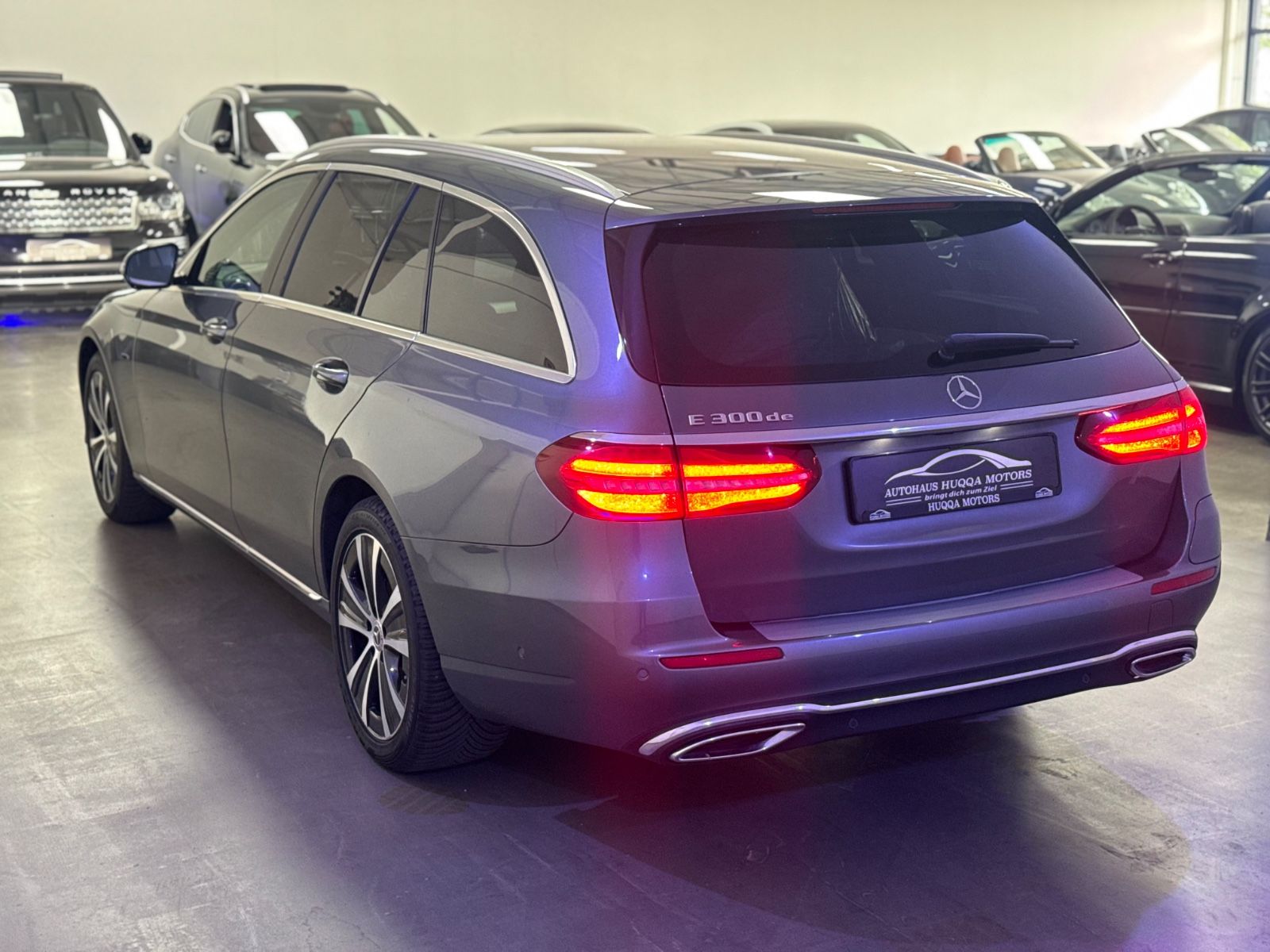 Mercedes-Benz T-Modell E 300 de/Scheckheft bei MB/360°/2.Hand imagem 3