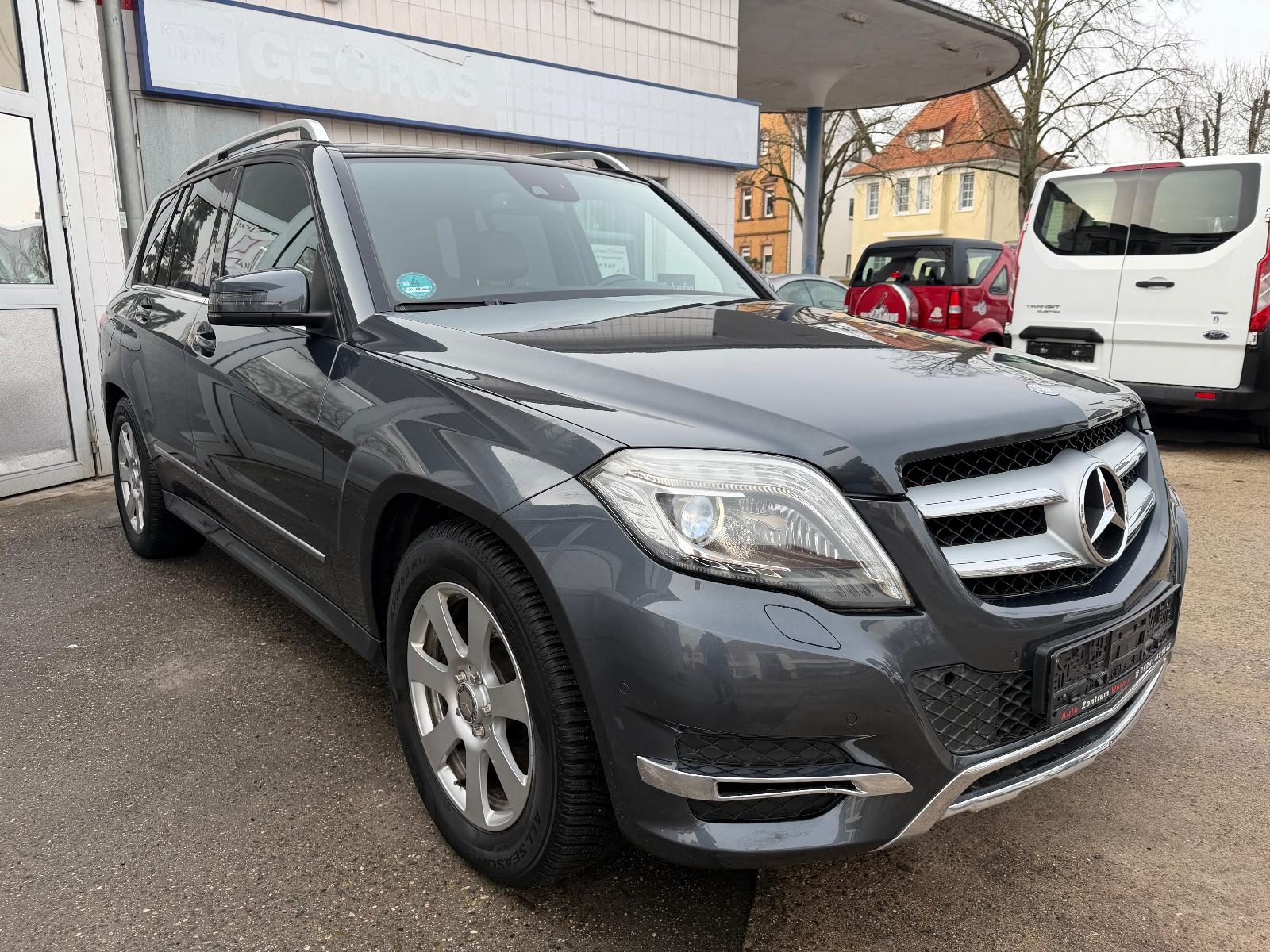 Mercedes-Benz GLK 220 CDI 4Matic *Automatik*Navi*AHK*Xenon*