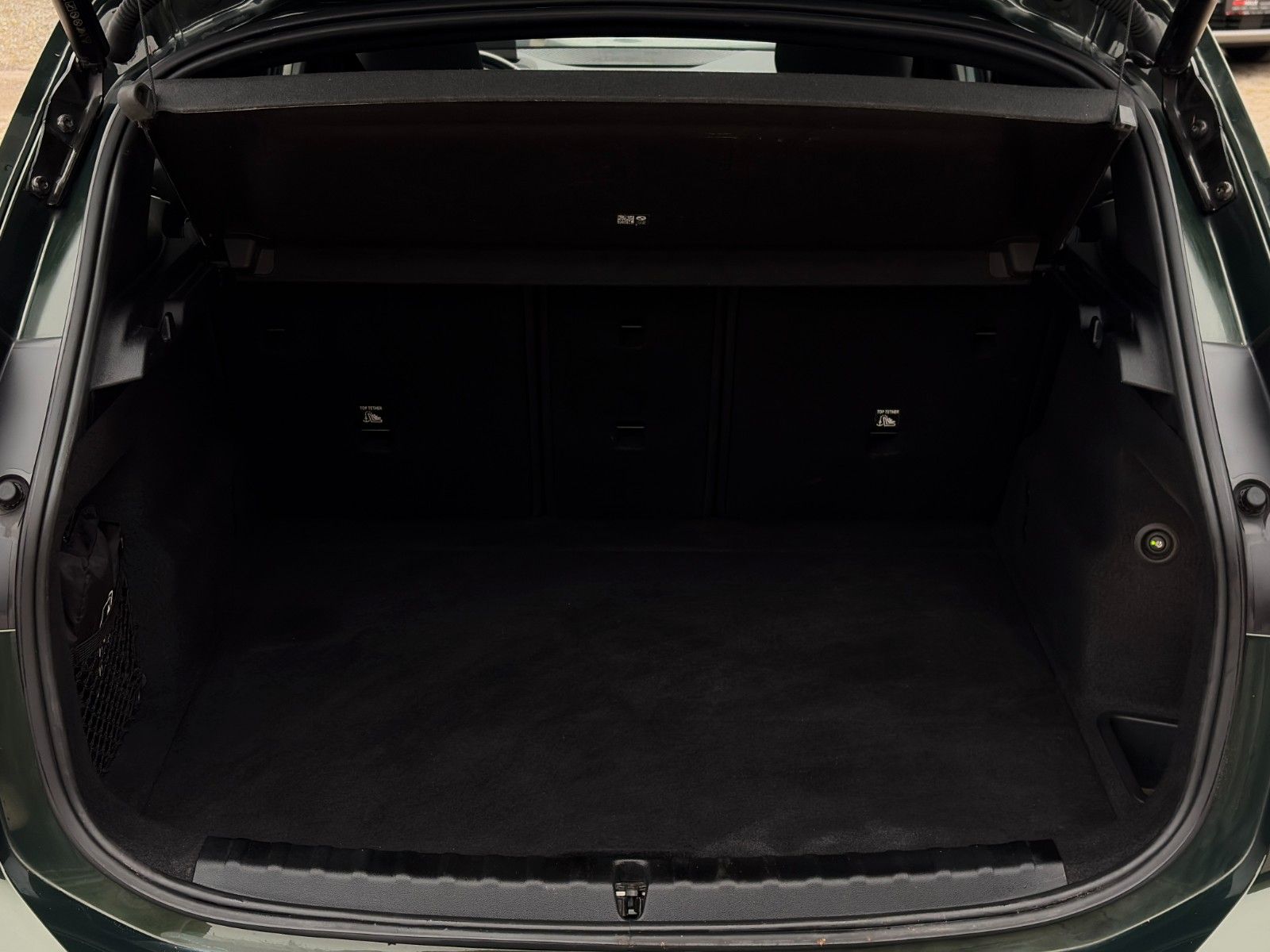 Fahrzeugabbildung BMW 223i Active Tourer M Sport Pano Massage H&K AHK