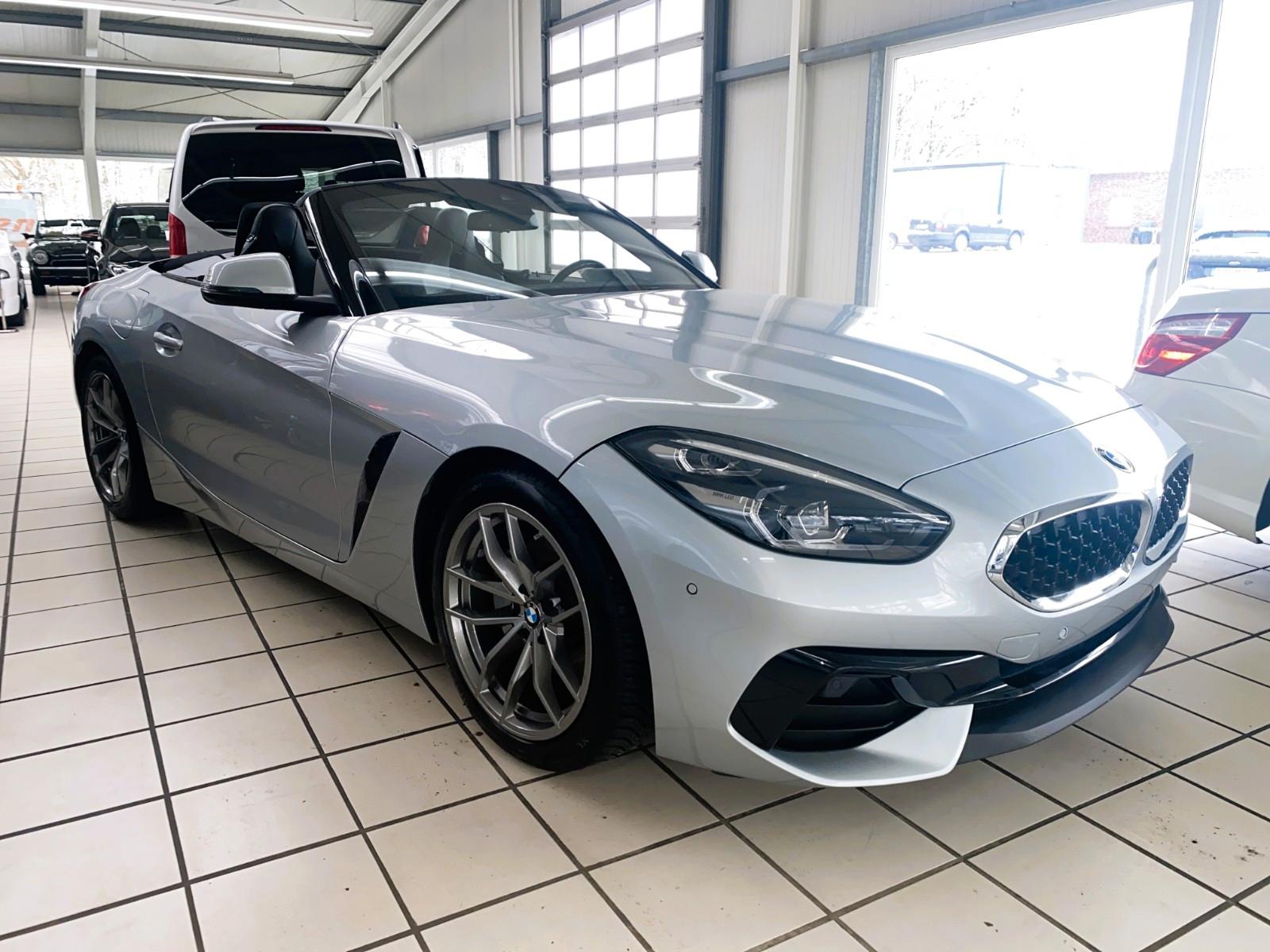 BMW Z4 sDrive 20i Advantage Automatik Cabrio